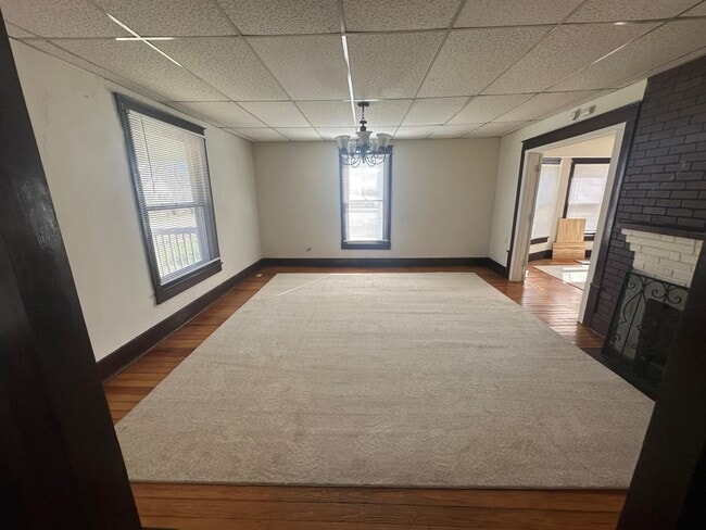 Building Photo - 21 Anderson Ave