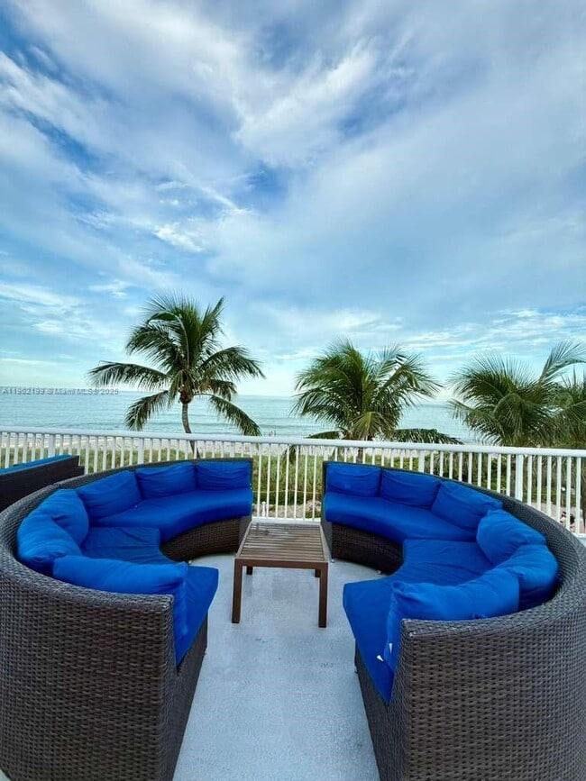 Building Photo - 5401 Collins Ave