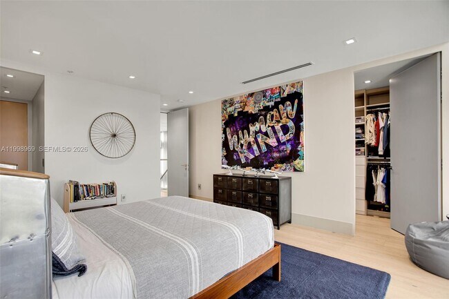 Building Photo - 3301 NE 1st Ave