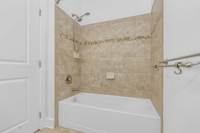 Building Photo - 55 Mallory Ave