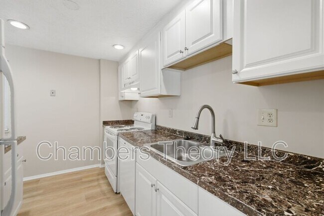 Building Photo - 15241 Louis Mill Dr