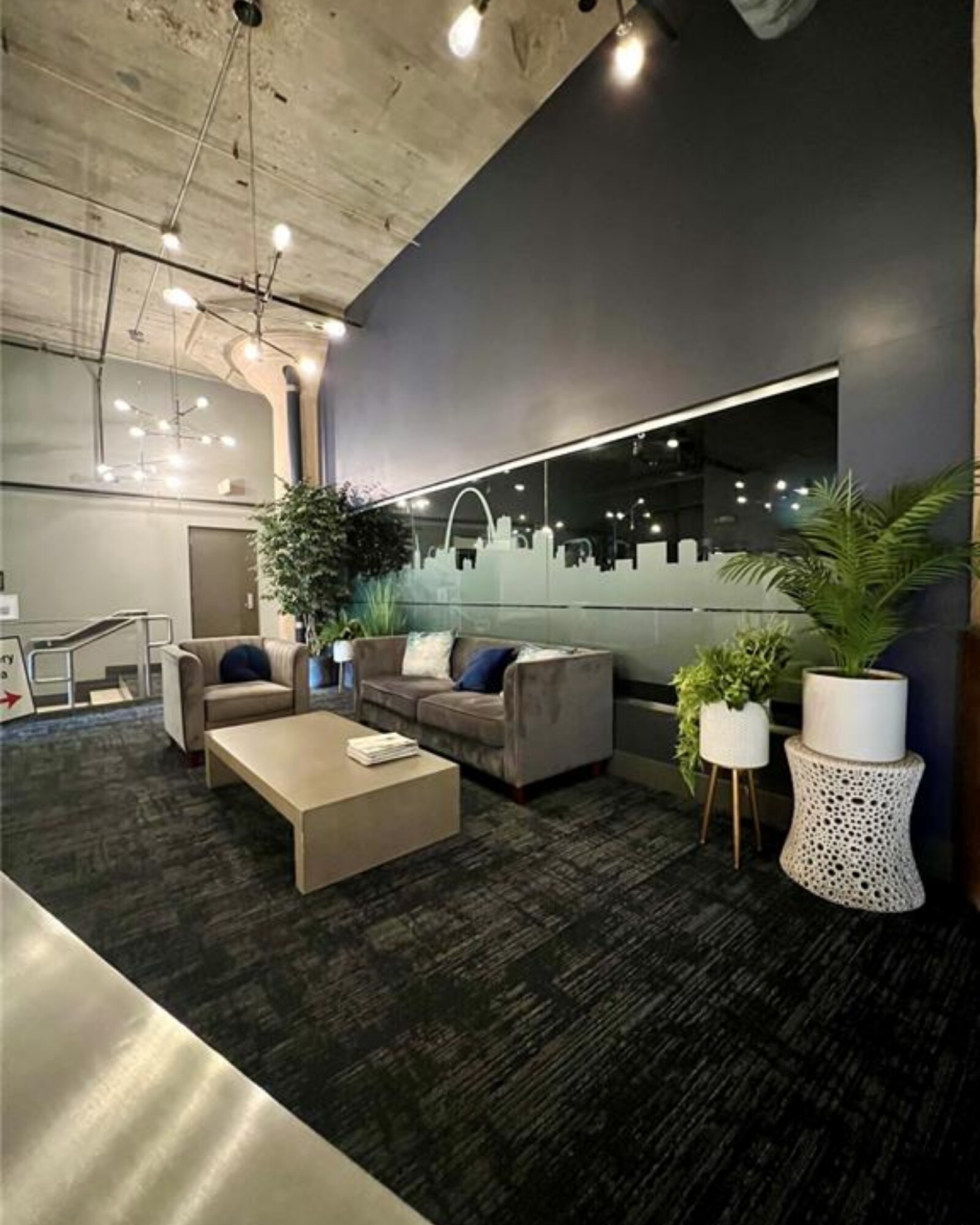 Building Photo - 4100 Forest Park Ave