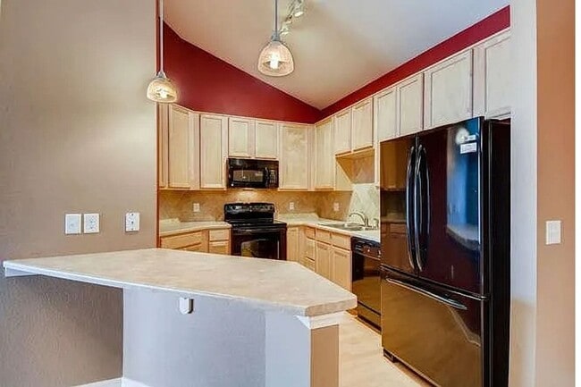 Building Photo - Charming 2BR Townhome in Longmont