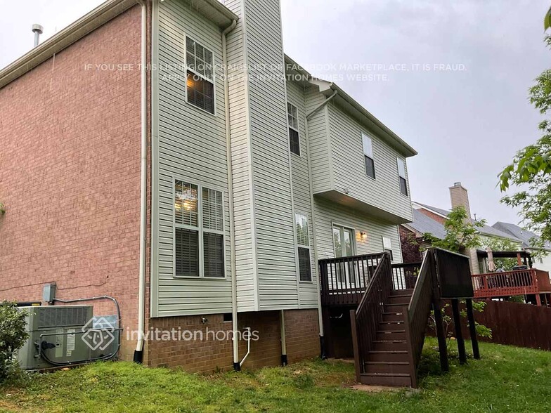 Building Photo - 6975 Calderwood Dr