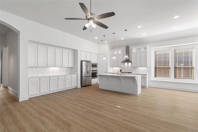 Building Photo - 4005 Crossroads Ct