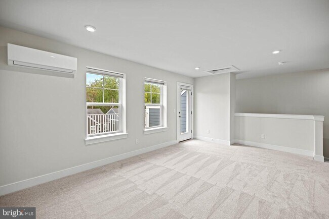 Building Photo - 1548 Meadowlark Glen Rd