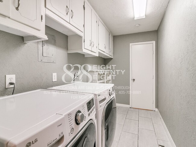 Building Photo - COMING JULY 2026! Prelease Now! Beautiful 4 bed/2.5 bath Single Family Home on a Corner Lot in No...