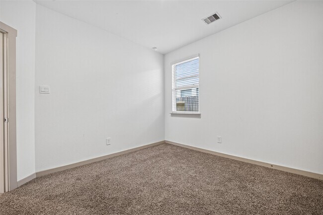 Building Photo - 12820 Tokenhouse Ln
