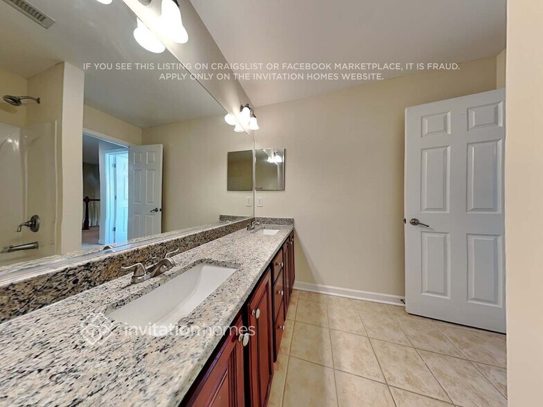 Building Photo - 4805 St Simons Terrace