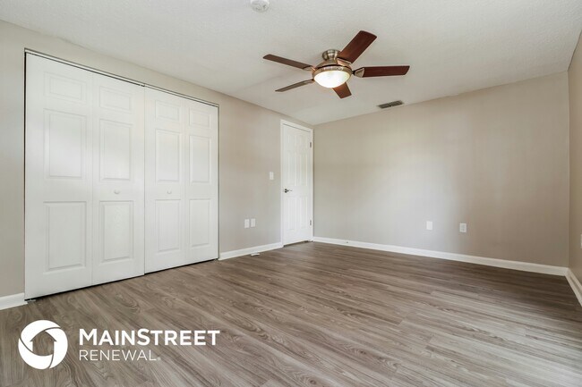 Building Photo - 7750 Cayuga Dr