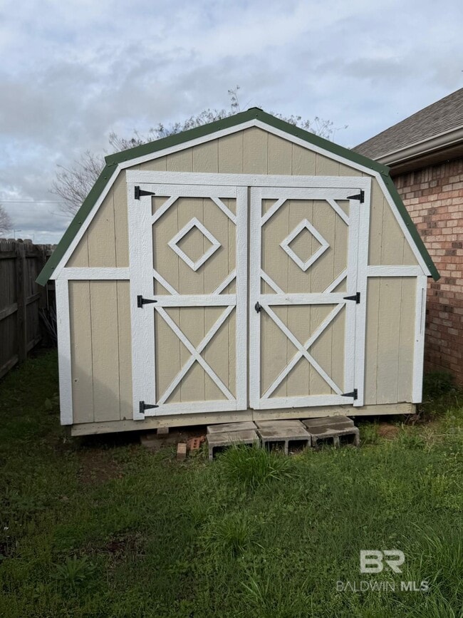 Building Photo - 17004 Feder Dr