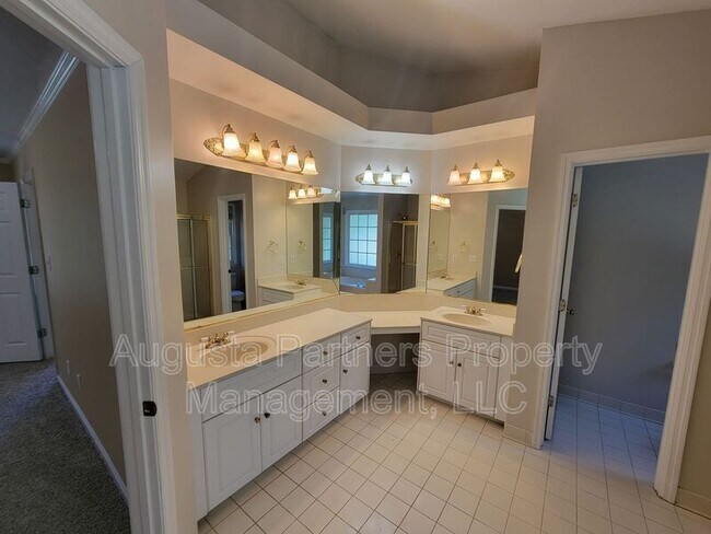 Building Photo - 3719 El Cordero Ranch Springs Rd