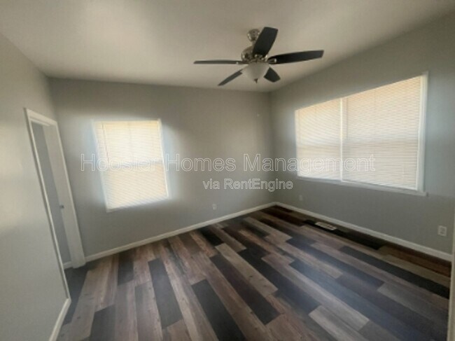 Building Photo - 117 W 36th St