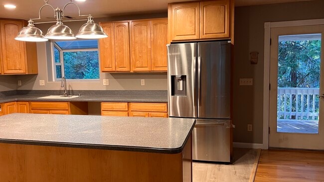 Building Photo - 14385 Holmwood Dr