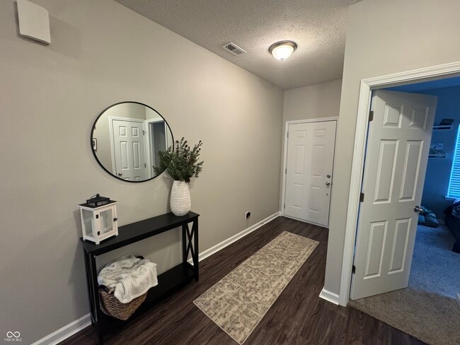 Building Photo - 914 Baden Manor Dr