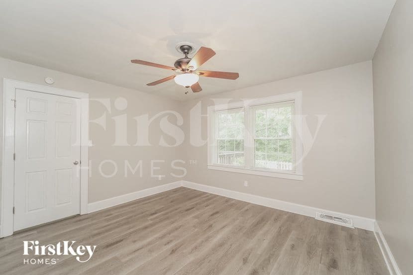 Building Photo - 7301 Leesburg Rd