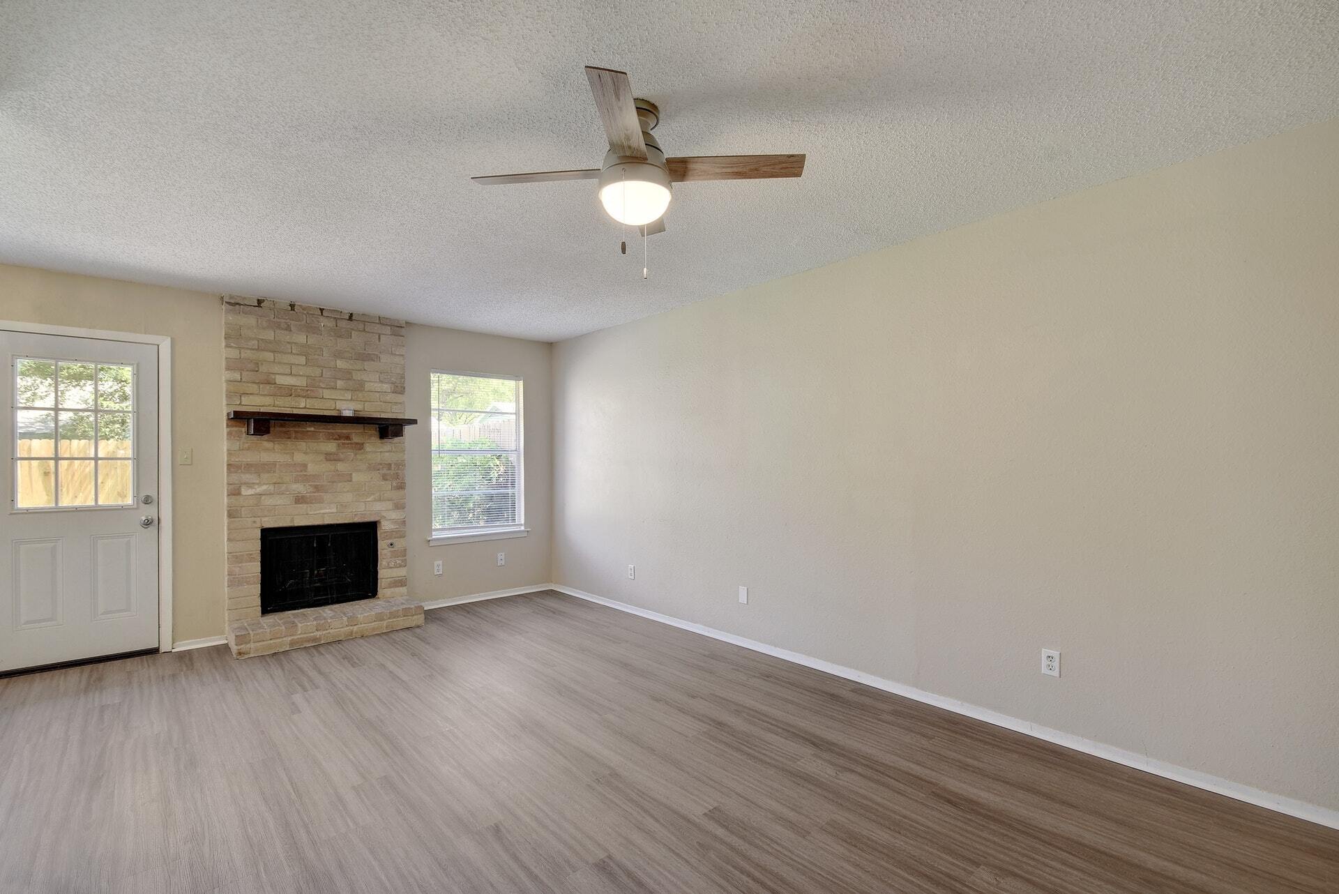 Building Photo - 418 Linden St