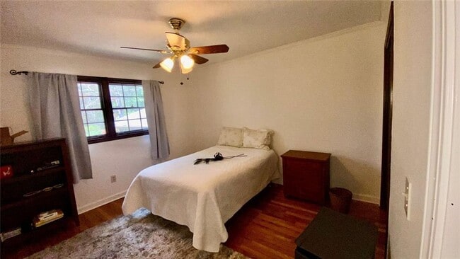 Building Photo - 2901 Victoria Dr