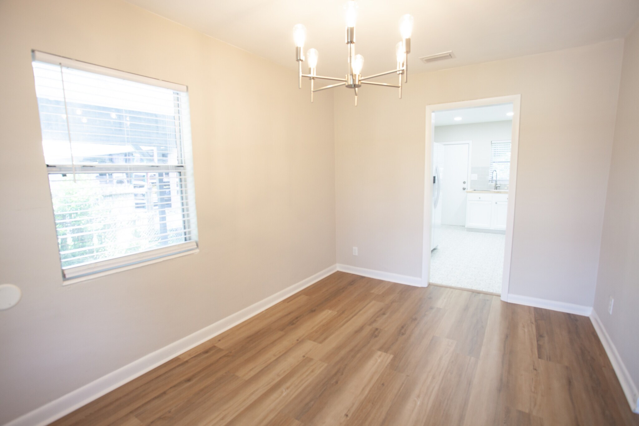 Building Photo - 1321 Stimson St