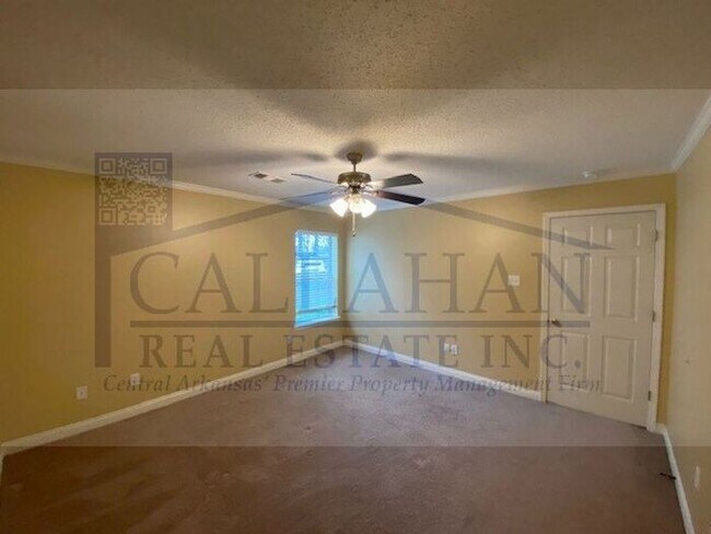 Building Photo - Cabot 3 bedroom with extra garage