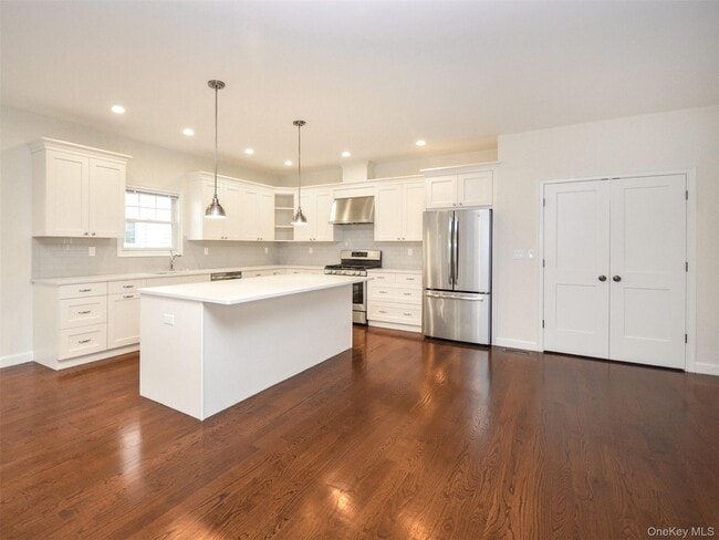 Building Photo - 30 Dunes Ln