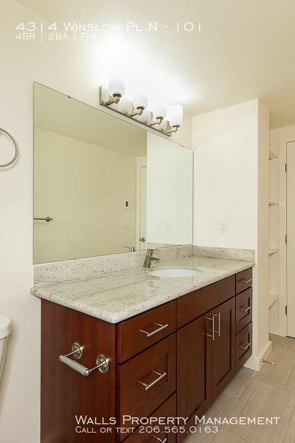 Building Photo - Winslow Apartments- 101