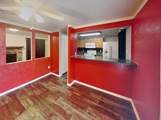 Building Photo - Summerfields Charm with Space to Relax, Play & Entertain