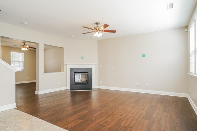 Building Photo - 533 Averasboro Dr