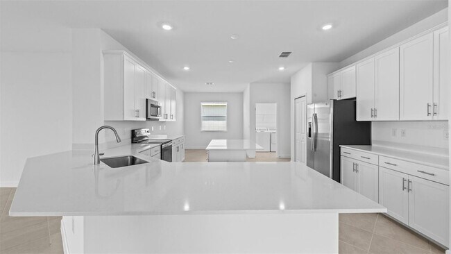 Building Photo - 8571 St Kitts Cir
