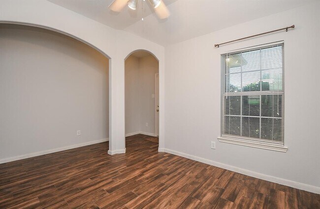 Building Photo - 21134 Normand Meadows Ln