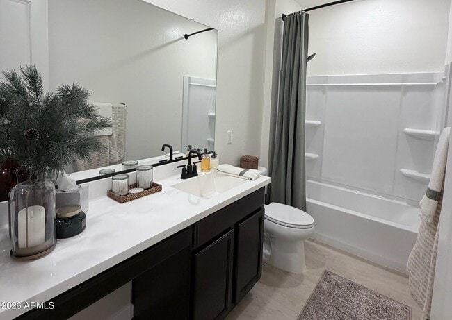 Building Photo - 9324 S 30th Ln