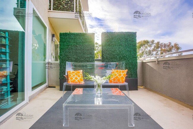 Building Photo - LUXURY 2 Bedroom with AC and Washer/Dryer, DOWNTOWN CARLSBAD VILLAGE