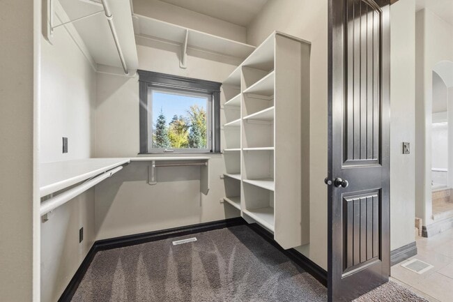 Building Photo - 1356 S Hidden Island Pl