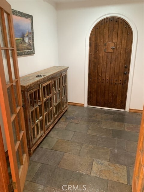 Building Photo - 1718 Cleveland Rd