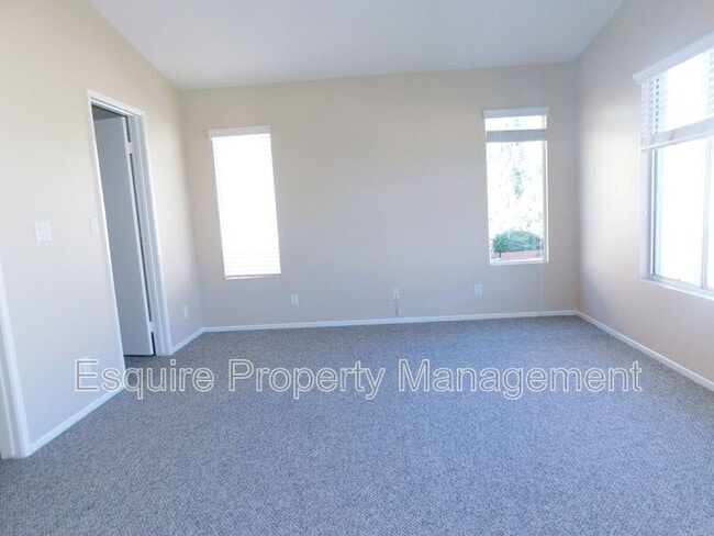 Building Photo - 435 Paseo Del Valle