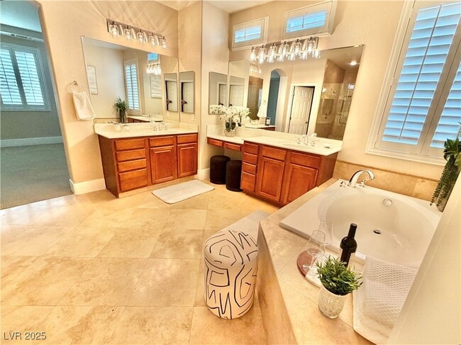 Building Photo - 858 La Sconsa Dr