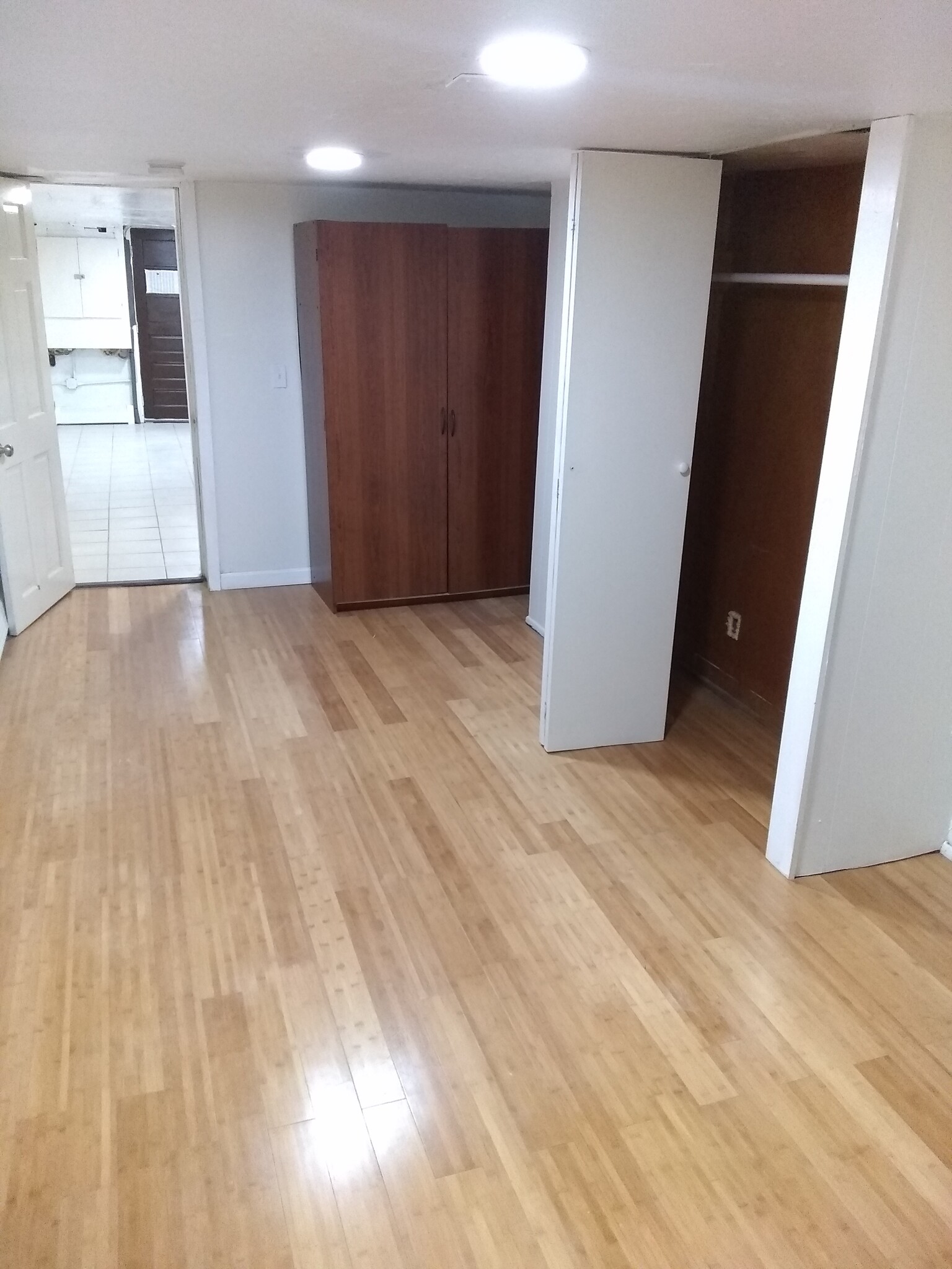 Bedroom - 107 School St