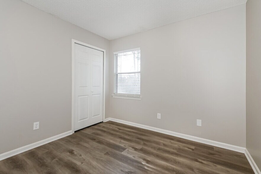 Building Photo - 12358 Carriann Cove Trail S