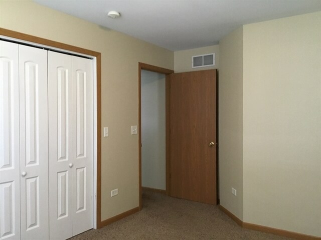 Building Photo - 4702 W Iris Ln