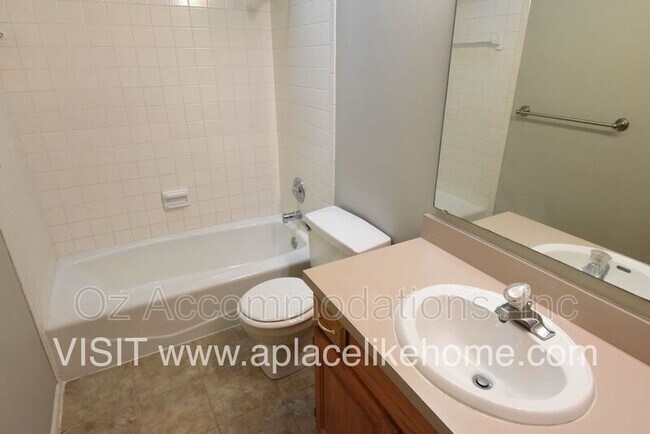 Building Photo - 6301 W 153rd St