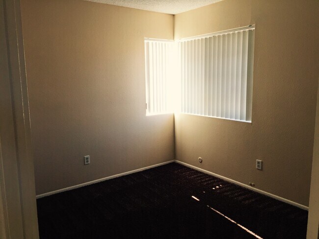 Building Photo - !! WOWWWW INCREDIBLE HOUSE FOR RENT IN BEAUTIFUL PEEPPER RIDGE AREA !!