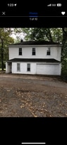 Building Photo - 122 Hawthorne St