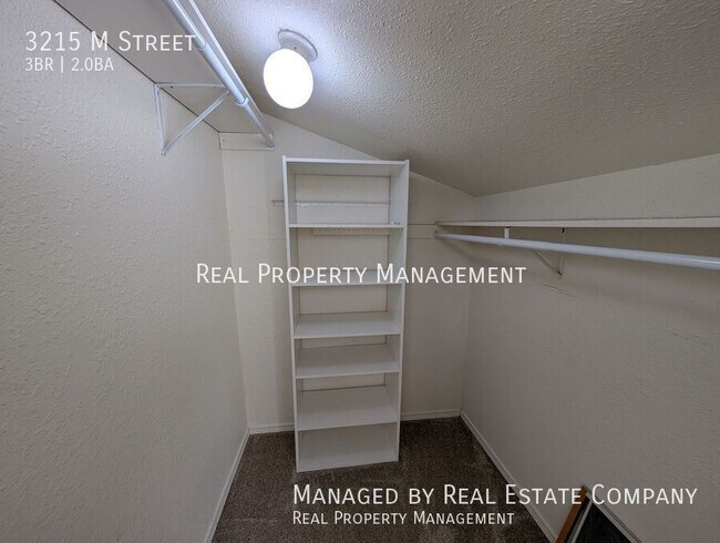 Building Photo - 3215 M St