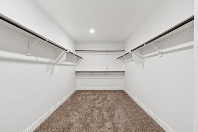 Building Photo - 913 Parkside Dr