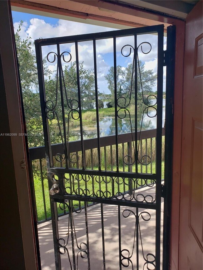 Building Photo - 1930 NW 119th St