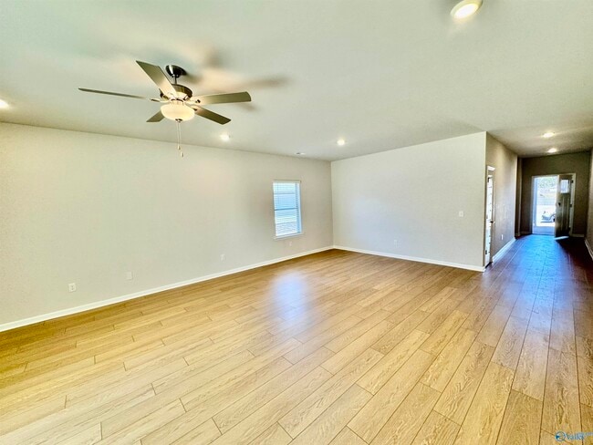 Building Photo - 14557 Mountain Strm Dr