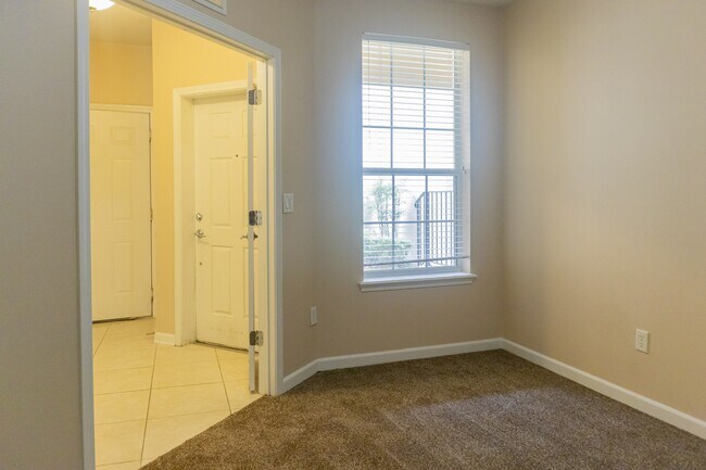 Building Photo - 6589 White Blossom Cir