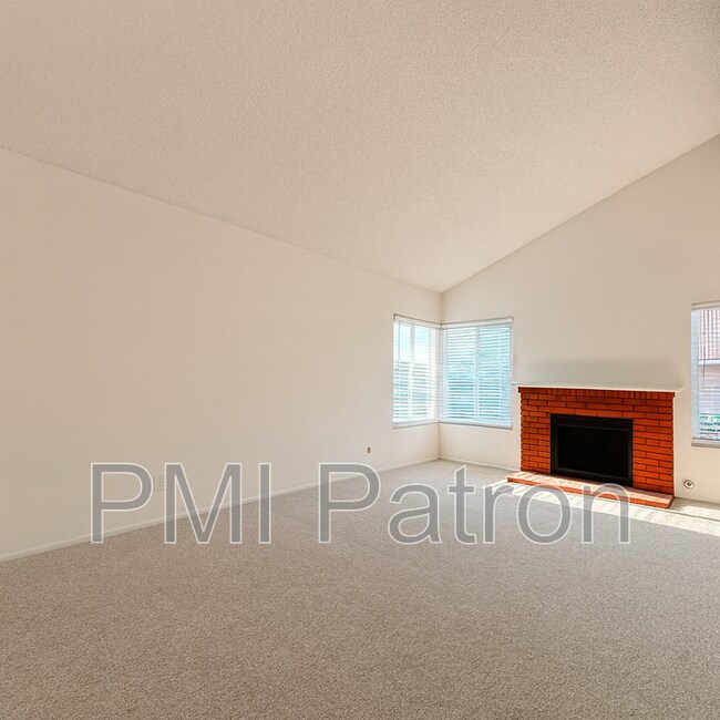 Building Photo - 4549 Chantry Ct