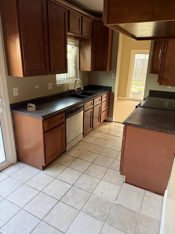 Building Photo - 14550 Acapulco Rd