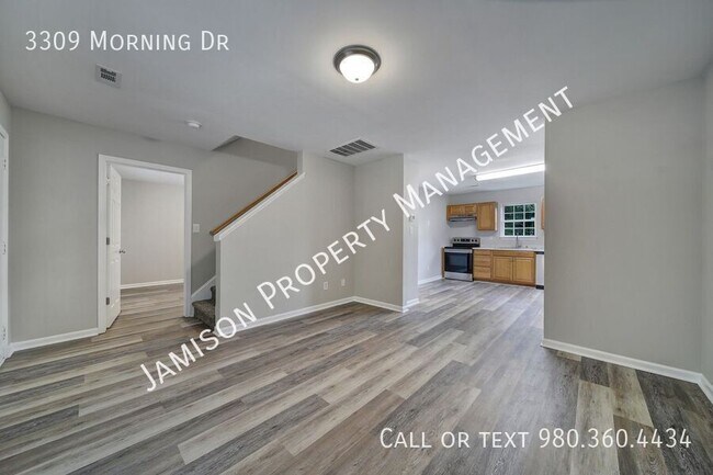Building Photo - 3309 Morning Dr